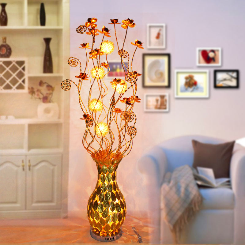 Metal Curvy Urn Shape Standing Lamp Art Decor Bedside Floral Design LED Floor Lighting in Gold Gold Clearhalo 'Floor Lamps' 'Lamps' Lighting' 1942231