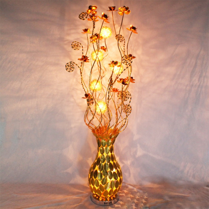 Metal Curvy Urn Shape Standing Lamp Art Decor Bedside Floral Design LED Floor Lighting in Gold Clearhalo 'Floor Lamps' 'Lamps' Lighting' 1942232