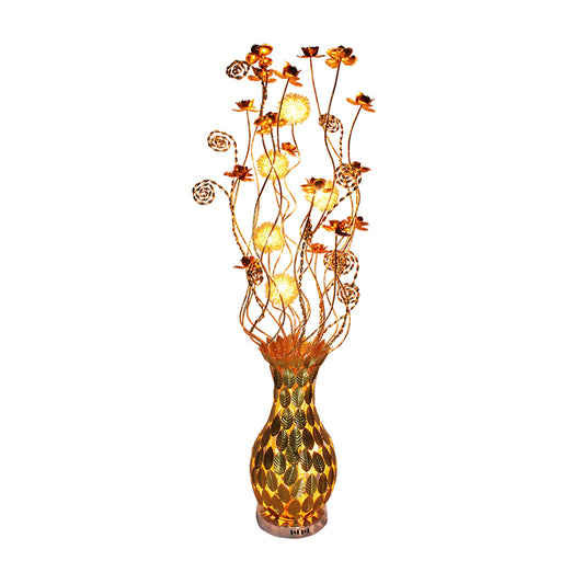 Metal Curvy Urn Shape Standing Lamp Art Decor Bedside Floral Design LED Floor Lighting in Gold Clearhalo 'Floor Lamps' 'Lamps' Lighting' 1942233