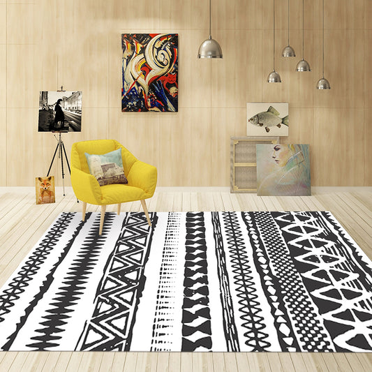 Americana Tribal Washable Rug Black and White Ethnic Geometric Rug for Living Roon Stain Resistant Polyster Rug Black Clearhalo 'Area Rug' 'Rugs' 'Southwestern' Rug' 1946669