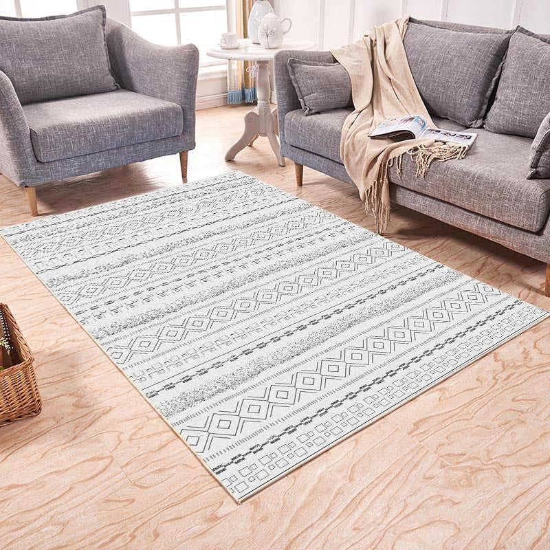 Eclectic Bohemian Rug in Ivory and Grey Geometry Stripe Pattern Rug Polyester Washable Carpet for Home Decoration Light Gray Clearhalo 'Area Rug' 'Bohemian' 'Rugs' Rug' 1947425