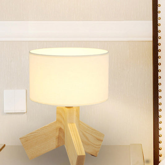 Drum Fabric Table Light Nordic Single Bulb Wood 3-Leg Night Stand Lamp for Bedroom Clearhalo 'Lamps' 'Table Lamps' Lighting' 1949291