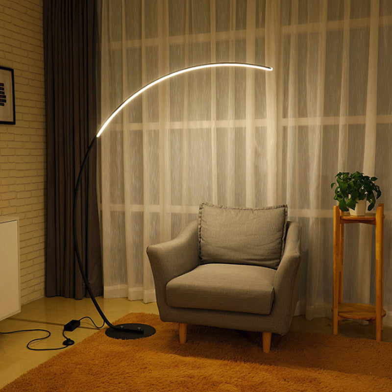 Minimalistic Bow Floor Lighting Metallic Living Room LED Reading Floor Lamp in Black/Beige Clearhalo 'Floor Lamps' 'Lamps' Lighting' 1949370