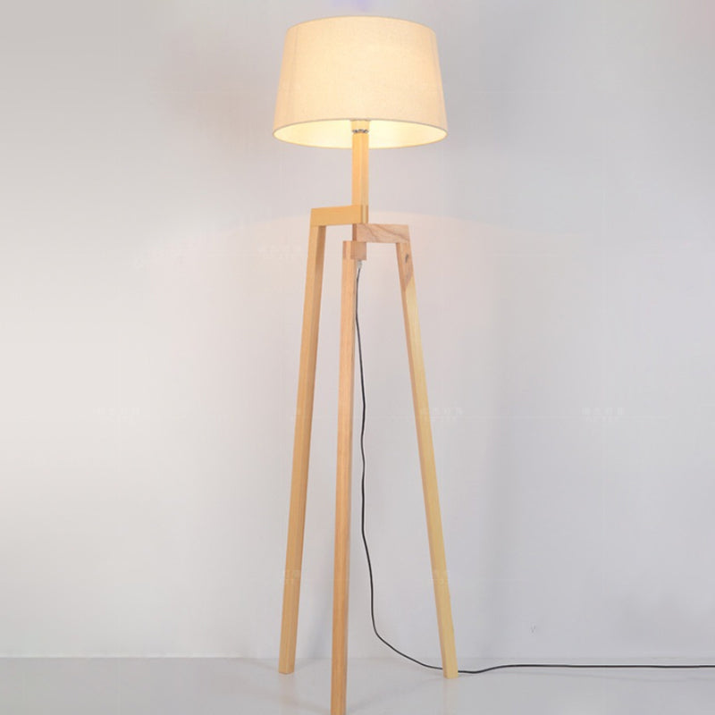 Novelty Simple Style Single Floor Lamp Wood Tapered Tripod Floor Light with Fabric Shade Wood Clearhalo 'Floor Lamps' 'Lamps' Lighting' 1949416