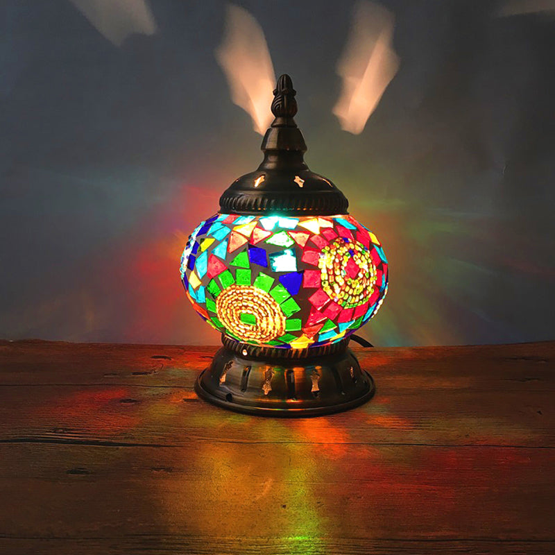 1 Head Globe Table Lamp Traditional Red/Orange/Light Blue Stained Class Nightstand Lamp for Bedroom Blue-Green Clearhalo 'Lamps' 'Table Lamps' Lighting' 1950264