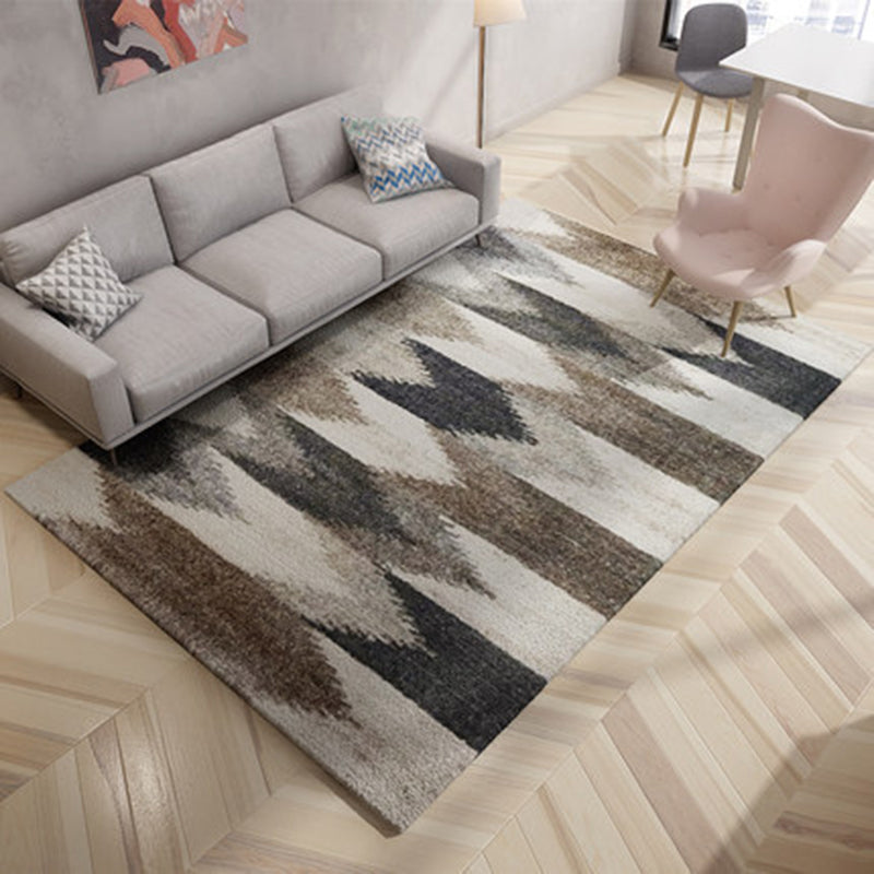 Brown Bedroom Rug Novelty Circle Triangle Stripe Pattern Area Rug Polyester Washable Carpet Light Gray Clearhalo 'Area Rug' 'Rug' 1955438