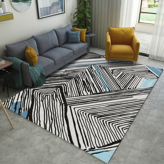 Novelty Bedroom Rug in Black and White Geometry Stripes Print Rug Polyester Washable Area Rug Black