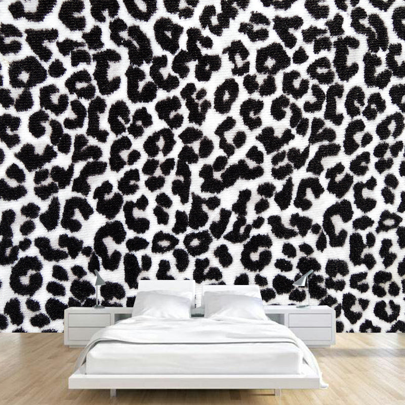 Pastel Color Leopard Print Mural Wallpaper Modern Stain-Proof Wall Decor  for Rest Room