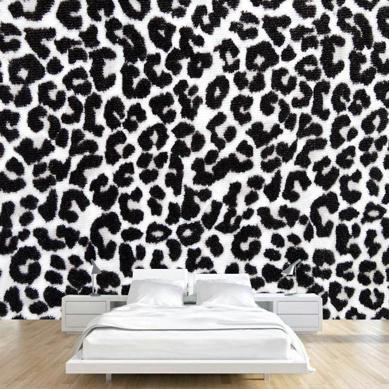 Pastel Color Leopard Print Mural Wallpaper Modern Stain-Proof Wall Decor for Rest Room Black Clearhalo 'Wall Decor' 'Wall Mural' 1957231