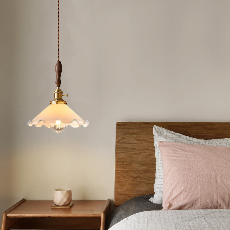 Farmhouse Scalloped Pendant Lamp 1 Light White Glass Hanging Light Fixture in Brass White Clearhalo 'Ceiling Lights' 'Chandeliers' 'Glass shade' 'Glass' 'Industrial Pendants' 'Industrial' 'Middle Century Pendants' 'Pendant Lights' 'Pendants' 'Tiffany' Lighting' 1959607