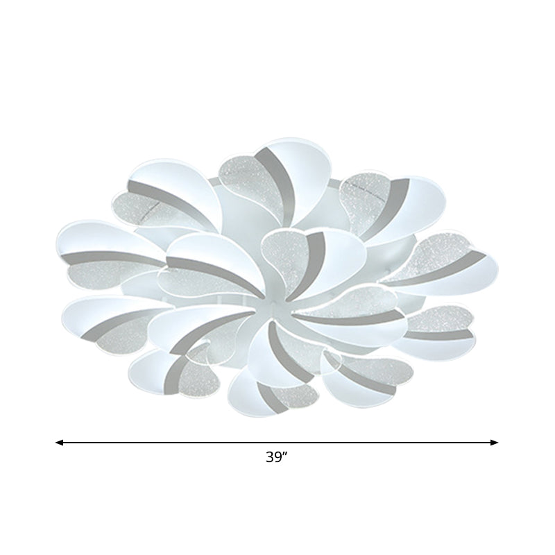 Heart-Shaped LED Ceiling Lamp Modern Acrylic 5/9/15 Lights White Semi Flush Mount Light in Warm/White Light for Living Room Clearhalo 'Ceiling Lights' 'Close To Ceiling Lights' 'Close to ceiling' 'Semi-flushmount' Lighting' 1960602