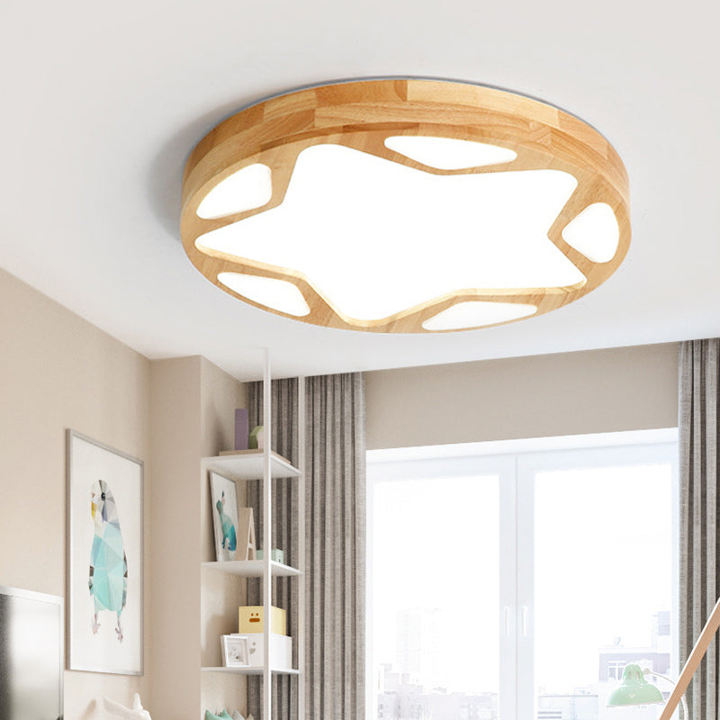 Star Living Room Ceiling Light Fixture Wood Art Deco LED Flush Ceiling Lights in Beige Clearhalo 'Ceiling Lights' 'Close To Ceiling Lights' 'Close to ceiling' 'Flush mount' Lighting' 196184
