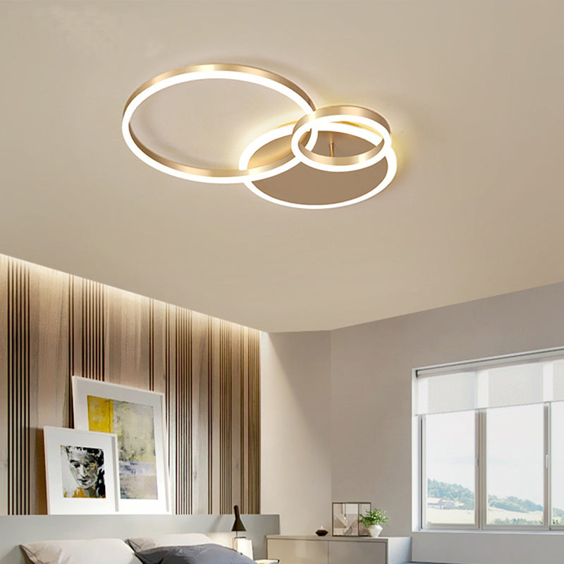 Interlocking Ring 3/5 Tiered Flushmount Metal Modern LED Semi Flush Mount Ceiling Lamp in Gold, Warm/White Light Clearhalo 'Ceiling Lights' 'Close To Ceiling Lights' 'Close to ceiling' 'Semi-flushmount' Lighting' 1968752