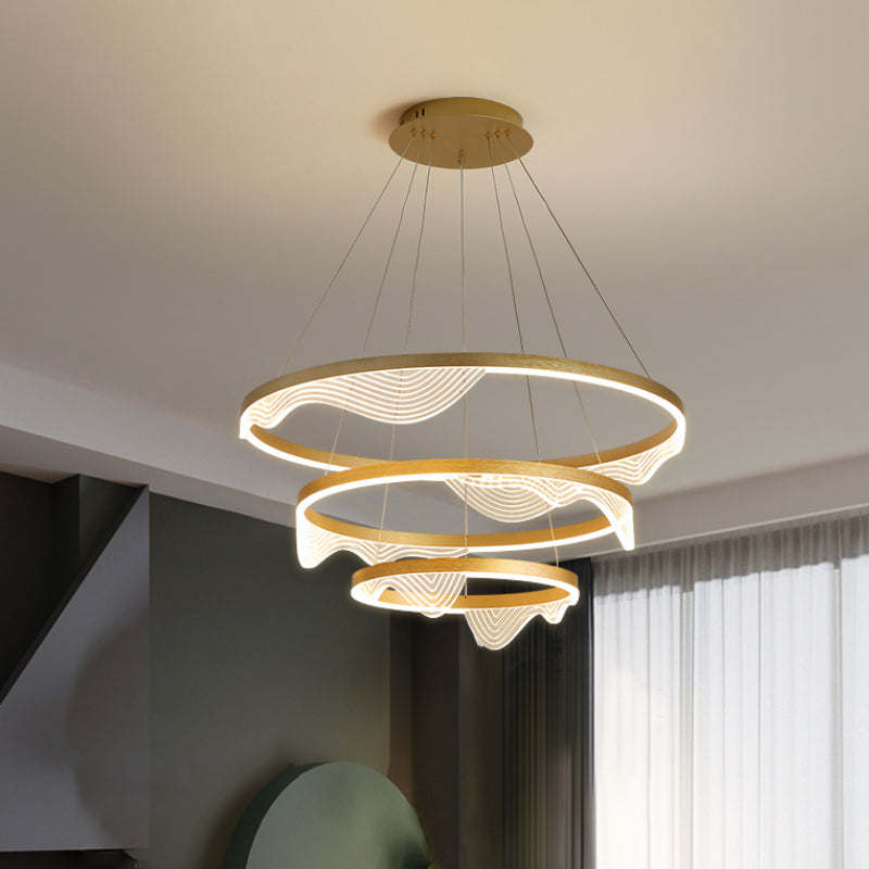 Post-Modern LED Hanging Pendant Gold 2/3 Tiered Wavy-Edge Round Chandelier with Acrylic Shade Clearhalo 'Ceiling Lights' 'Chandeliers' 'Modern Chandeliers' 'Modern' Lighting' 1969466