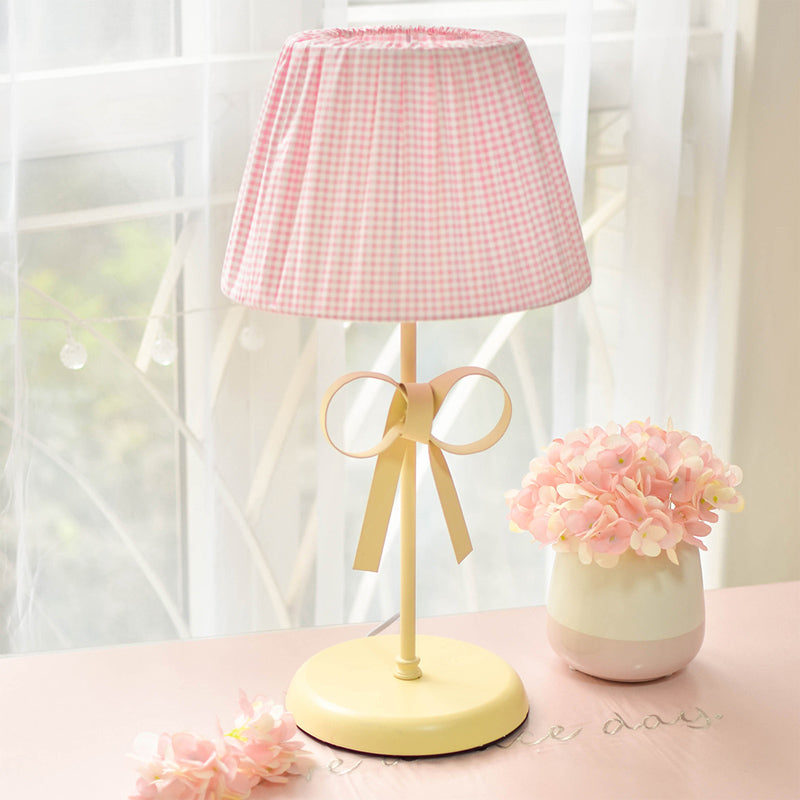 Pink Plaid Shade Desk Light 1 Head Lovely Fabric Study Light with Bow for Dormitory Bedroom Clearhalo 'Lamps' 'Table Lamps' Lighting' 197086