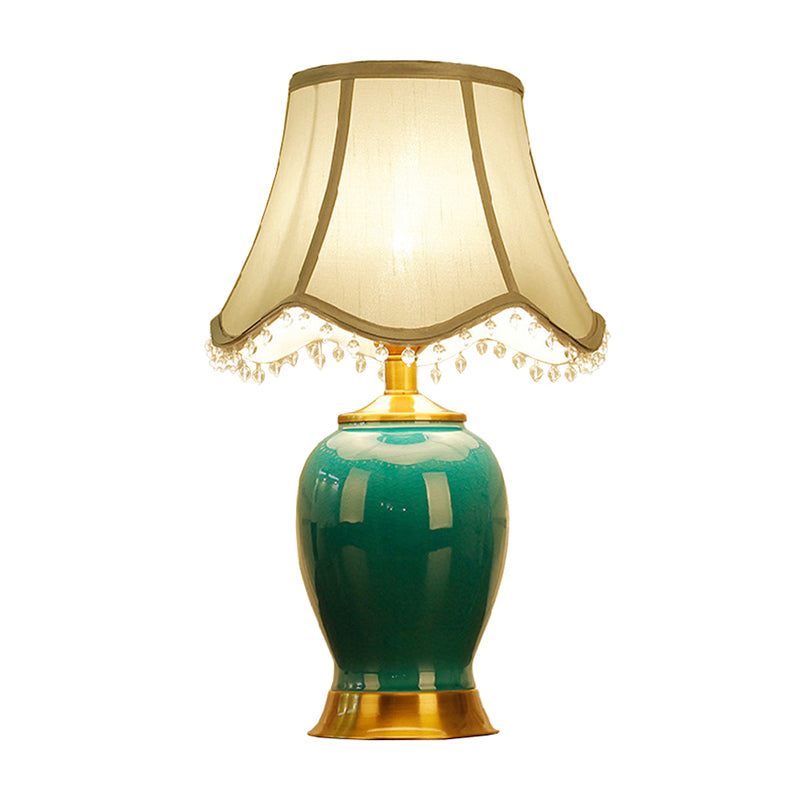Handmade Urn Shaped Night Light Modern Ceramic 1-Bulb Green/Light Green Table Lamp with Scalloped/Flared/Tapered Fabric Shade Clearhalo 'Lamps' 'Table Lamps' Lighting' 1972721