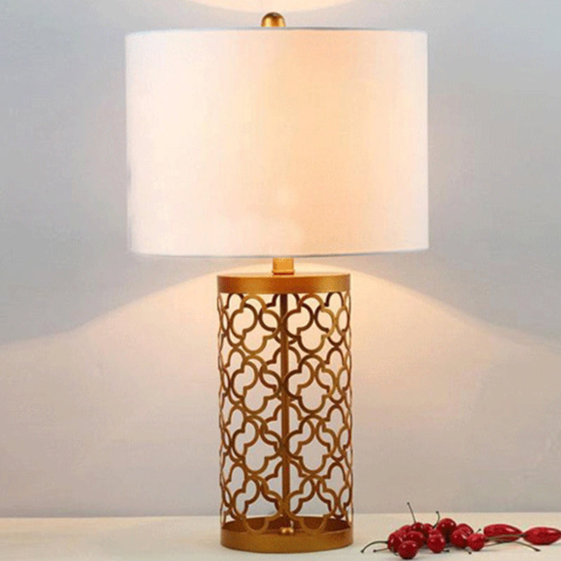 Minimalistic Quatrefoil Night Stand Light Metal 1 Head Bedroom Table Lamp with Cylinder Shade in White, 14"/15" W Clearhalo 'Lamps' 'Table Lamps' Lighting' 1972746