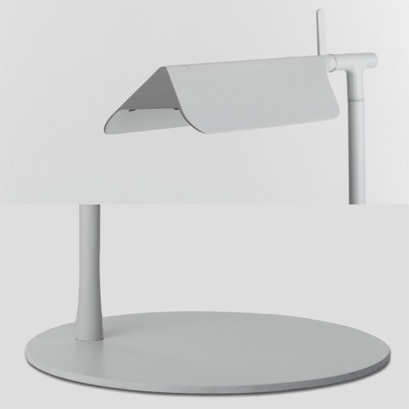 Black/White/Blue Folded Standing Light Modern 1 Light Metal Floor Standing Lamp for Bedroom Clearhalo 'Floor Lamps' 'Lamps' Lighting' 198117