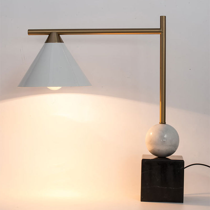 Geometric Shaped Nightstand Light Mid Century Marble 1-Light Bedroom Table Lamp in Black-White-Brass Clearhalo 'Lamps' 'Table Lamps' Lighting' 1984806