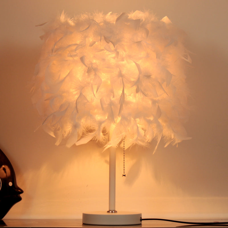 White/Red/Pink Cylindrical Table Lamp Romantic Modern 1 Bulb Feather Pull-Chain Nightstand Light Clearhalo 'Lamps' 'Table Lamps' Lighting' 1984862