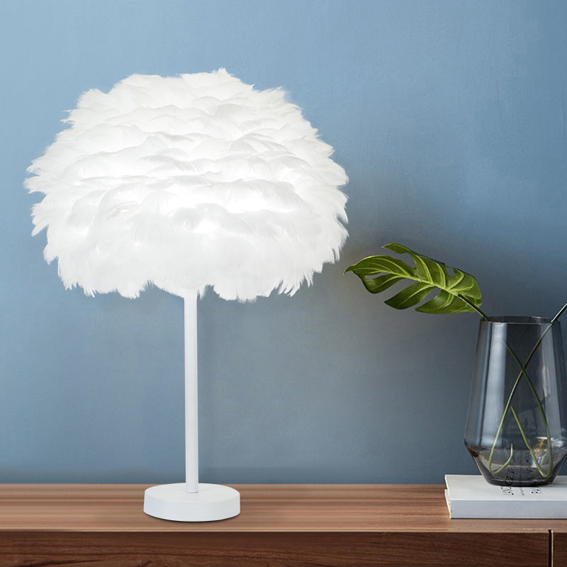 Layered Feather Night Lamp Minimalist 1-Head White Oval Table Lighting, 12"/16" Width Clearhalo 'Lamps' 'Table Lamps' Lighting' 1985041