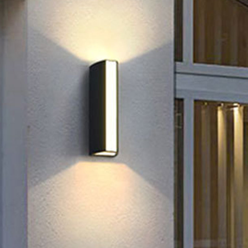 Black Triangle Prism Wall Light Modern Metal Small/Medium/Large LED Flush Mount Wall Sconce in Warm/White Light Black Clearhalo 'Cast Iron' 'Glass' 'Industrial' 'Modern wall lights' 'Modern' 'Tiffany' 'Traditional wall lights' 'Wall Lamps & Sconces' 'Wall Lights' Lighting' 1985339