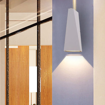 Nordic LED Flush Wall Sconce Black/White Triangular LED Wall Lamp with Metal Shade for Balcony, Warm/White Light White Clearhalo 'Cast Iron' 'Glass' 'Industrial' 'Modern wall lights' 'Modern' 'Tiffany' 'Traditional wall lights' 'Wall Lamps & Sconces' 'Wall Lights' Lighting' 1985376