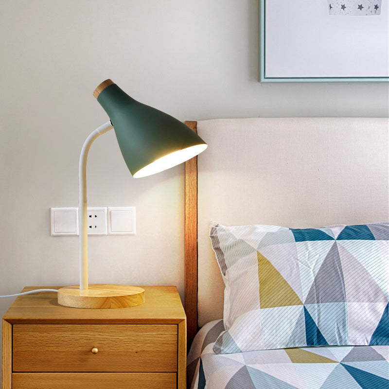 Metal Horn Shade Reading Light Adult Bedroom 1 Bulb Nordic Desk Light with Plug-In Cord - Clearhalo - 'Lamps' - 'Table Lamps' - Lighting' - 198581