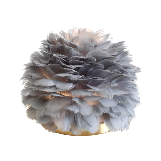 Flower Blossom Girls Bedside Table Lamp Feather 1 Head Modern Stylish Night Light in Pink/Apricot/White Clearhalo 'Lamps' 'Table Lamps' Lighting' 1985900