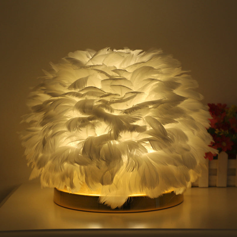 Flower Blossom Girls Bedside Table Lamp Feather 1 Head Modern Stylish Night Light in Pink/Apricot/White Clearhalo 'Lamps' 'Table Lamps' Lighting' 1985904