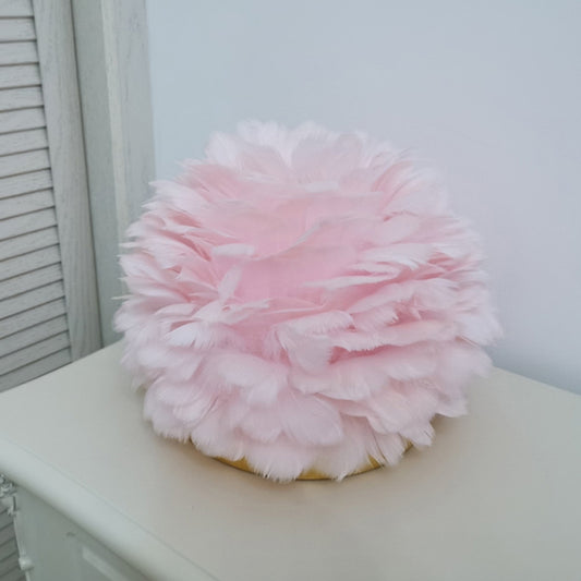 Flower Blossom Girls Bedside Table Lamp Feather 1 Head Modern Stylish Night Light in Pink/Apricot/White Pink Clearhalo 'Lamps' 'Table Lamps' Lighting' 1985907