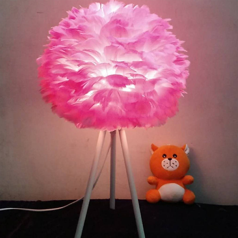 Global Feather Night Light Nordic 1-Light White/Red/Pink Table Lamp with 3-Leg Stand in Black/White White Red Clearhalo 'Lamps' 'Table Lamps' Lighting' 1985931