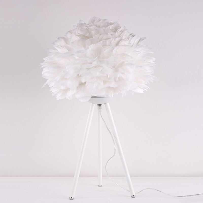 Bloom Nightstand Lamp Nordic Feather Single White/Pink Table Light with White/Gold Tripod for Bedroom Clearhalo 'Lamps' 'Table Lamps' Lighting' 1985943
