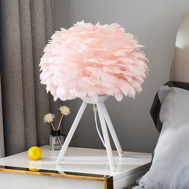 Bloom Nightstand Lamp Nordic Feather Single White/Pink Table Light with White/Gold Tripod for Bedroom White Pink Clearhalo 'Lamps' 'Table Lamps' Lighting' 1985946