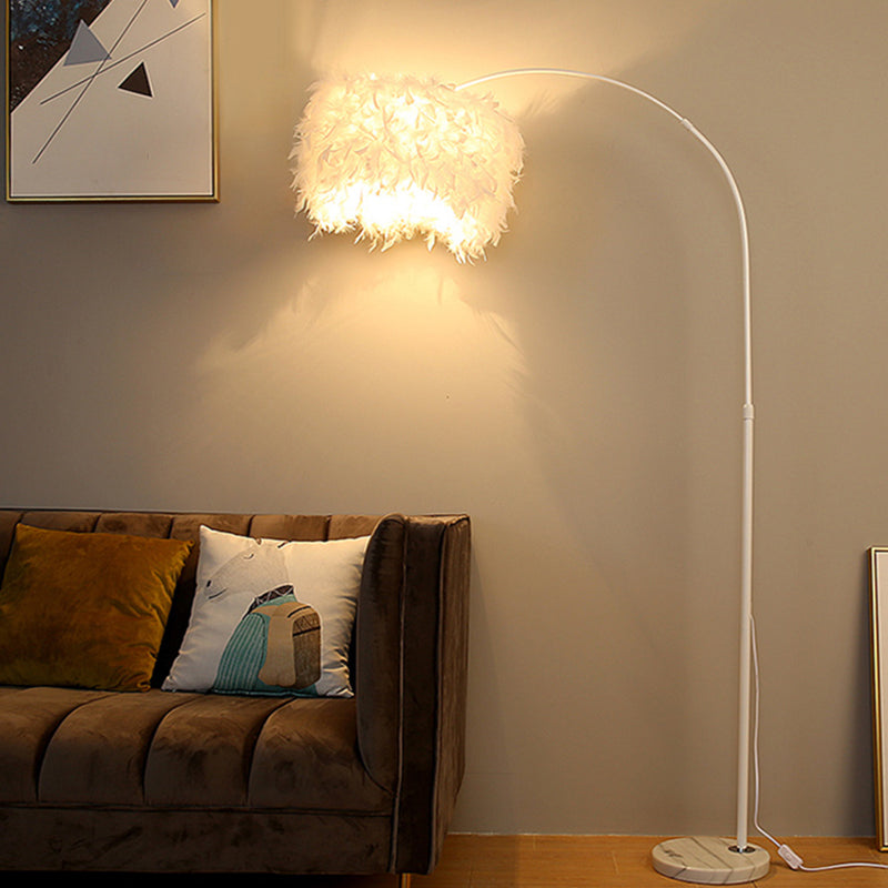 Drum Floor Reading Light Simplicity Feather 1-Light White Gooseneck/Straight Stand Up Lamp with/without Crystal Drape Clearhalo 'Floor Lamps' 'Lamps' Lighting' 1986133