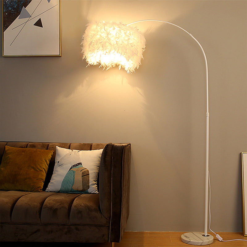 Black/White Drum Floor Lamp Minimalist 1 Head Feather Standing Light with Curved/Straight Lamp Pole White Curved Clearhalo 'Floor Lamps' 'Lamps' Lighting' 1986148