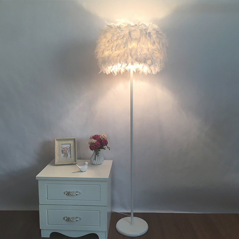 Feather Drum Standing Floor Light Modern 16"/18" W 1 Head White Floor Lamp with/without Draping Crystal White 18" without Crystal Clearhalo 'Floor Lamps' 'Lamps' Lighting' 1986183
