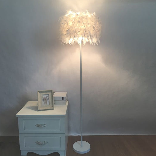 Feather Drum Standing Floor Light Modern 16"/18" W 1 Head White Floor Lamp with/without Draping Crystal White 16" without Crystal Clearhalo 'Floor Lamps' 'Lamps' Lighting' 1986186