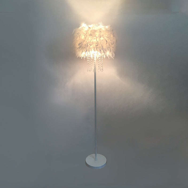 Feather Drum Standing Floor Light Modern 16"/18" W 1 Head White Floor Lamp with/without Draping Crystal Clearhalo 'Floor Lamps' 'Lamps' Lighting' 1986190