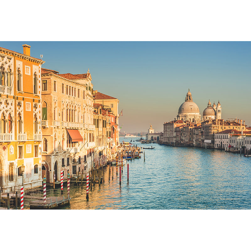 Grand Canal with Boats Mural Decal Pastel Modern Style Wall Decor for Living Room Clearhalo 'Wall Decor' 'Wall Mural' 2009111