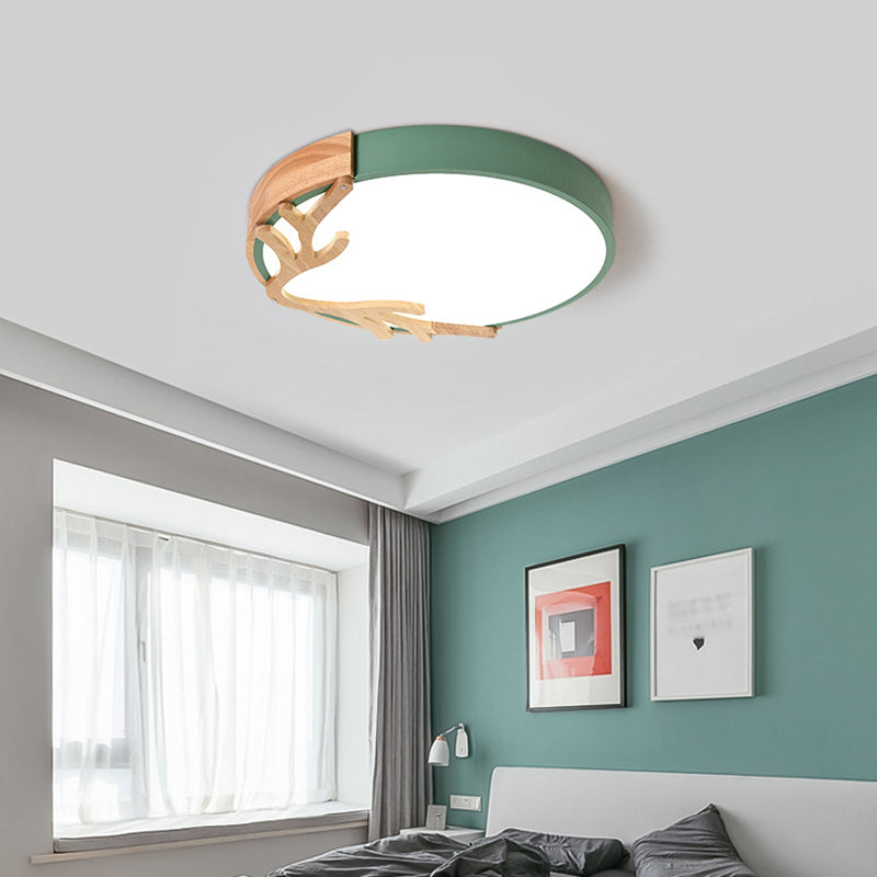 Circle Flush Light Fixture Simplicity LED Acrylic Ceiling Lamp with Wood Antler Decor for Bedroom Green Clearhalo 'Ceiling Lights' 'Close To Ceiling Lights' 'Close to ceiling' 'Flush mount' Lighting' 2010930