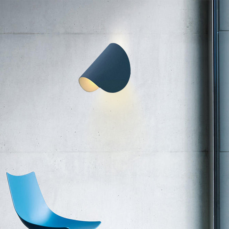 Simple LED Wall Lamp Sconce Folded Wall Mount Light Fixture with Metal Shade for Living Room Blue Clearhalo 'Cast Iron' 'Glass' 'Industrial' 'Modern wall lights' 'Modern' 'Tiffany' 'Traditional wall lights' 'Wall Lamps & Sconces' 'Wall Lights' Lighting' 2011615