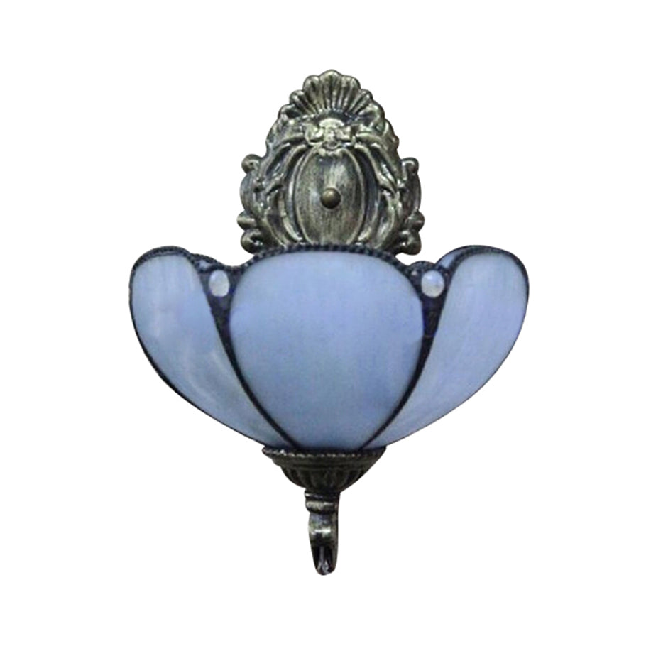 Blue/Beige Flower Shade Wall Sconce Light Stained Glass 1 Head Wall Mount Light in Antique Brass Clearhalo 'Industrial' 'Middle century wall lights' 'Tiffany wall lights' 'Tiffany' 'Wall Lamps & Sconces' 'Wall Lights' Lighting' 20241