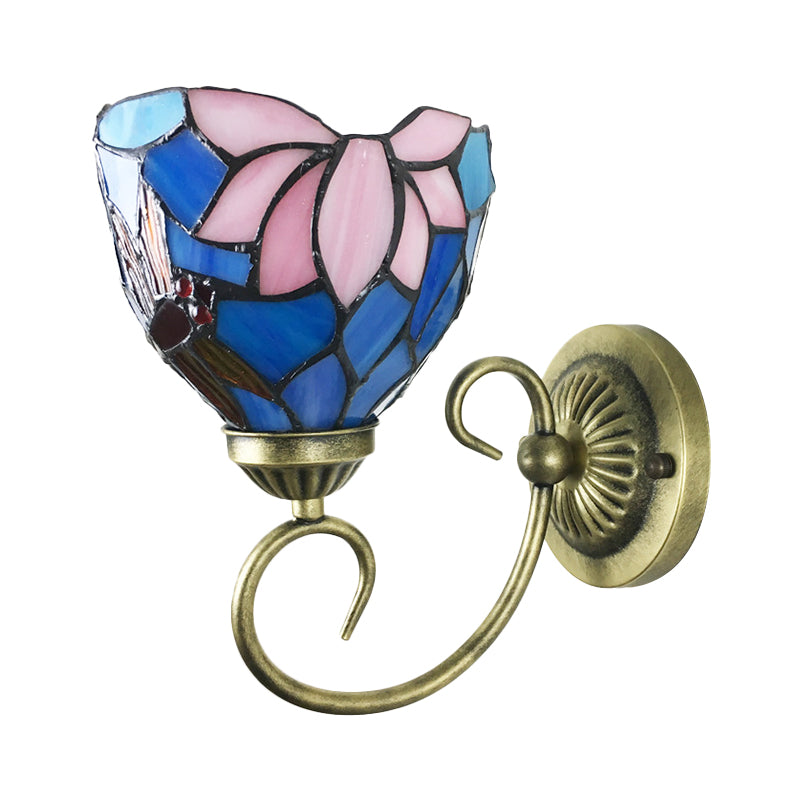 Metal Brass Wall Sconce Swirled Arm 1-Light Tiffany Wall Hanging Light with Geometry Cut Glass Shade Clearhalo 'Art deco wall lights' 'Cast Iron' 'Glass' 'Industrial' 'Middle century wall lights' 'Modern' 'Tiffany wall lights' 'Tiffany' 'Traditional wall lights' 'Wall Lamps & Sconces' 'Wall Lights' Lighting' 2029255