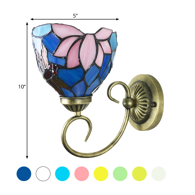 Metal Brass Wall Sconce Swirled Arm 1-Light Tiffany Wall Hanging Light with Geometry Cut Glass Shade Clearhalo 'Art deco wall lights' 'Cast Iron' 'Glass' 'Industrial' 'Middle century wall lights' 'Modern' 'Tiffany wall lights' 'Tiffany' 'Traditional wall lights' 'Wall Lamps & Sconces' 'Wall Lights' Lighting' 2029257