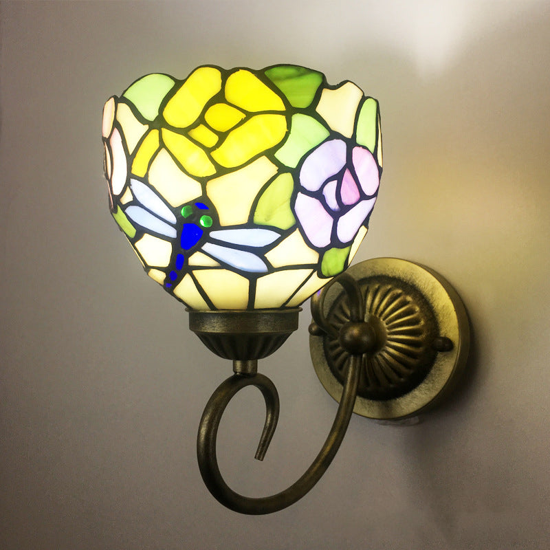 Metal Brass Wall Sconce Swirled Arm 1-Light Tiffany Wall Hanging Light with Geometry Cut Glass Shade Clearhalo 'Art deco wall lights' 'Cast Iron' 'Glass' 'Industrial' 'Middle century wall lights' 'Modern' 'Tiffany wall lights' 'Tiffany' 'Traditional wall lights' 'Wall Lamps & Sconces' 'Wall Lights' Lighting' 2029270