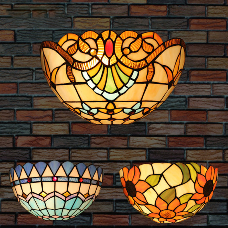 1-Head Flush Wall Sconce Tiffany Style Bowl Shade Stained Glass Wall Light Fixture Clearhalo 'Art deco wall lights' 'Cast Iron' 'Glass' 'Industrial' 'Middle century wall lights' 'Modern' 'Tiffany wall lights' 'Tiffany' 'Traditional wall lights' 'Wall Lamps & Sconces' 'Wall Lights' Lighting' 2029314