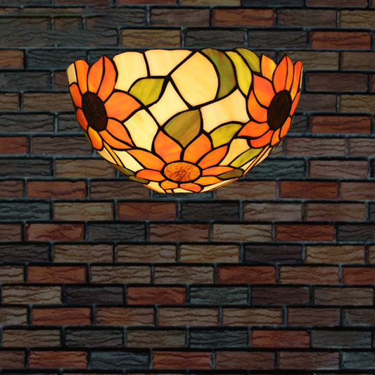 1-Head Flush Wall Sconce Tiffany Style Bowl Shade Stained Glass Wall Light Fixture Green Clearhalo 'Art deco wall lights' 'Cast Iron' 'Glass' 'Industrial' 'Middle century wall lights' 'Modern' 'Tiffany wall lights' 'Tiffany' 'Traditional wall lights' 'Wall Lamps & Sconces' 'Wall Lights' Lighting' 2029323