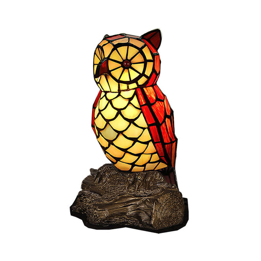 Stained Glass Red Night Table Lamp Owl Shaped 1 Light Tiffany Style Nightstand Light with Resin Base Clearhalo 'Lamps' 'Table Lamps' Lighting' 2029662