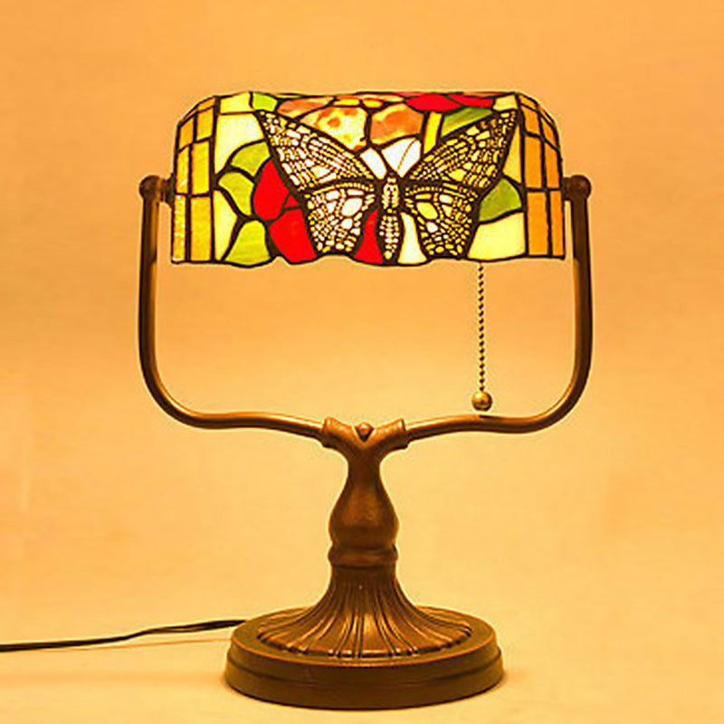 Hand Cut Glass White Banker Lamp Butterfly Patterned 1 Head Mediterranean Table Light with Pull Chain Clearhalo 'Lamps' 'Table Lamps' Lighting' 2029721